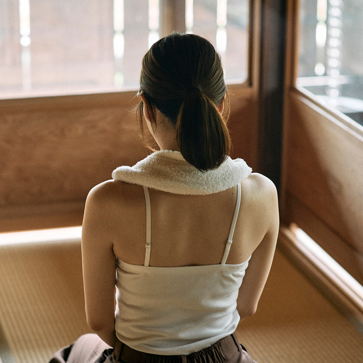 首肩のこりに生姜シップ